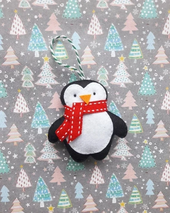 5 Pieces Christmas Tree Hanging Decorations Felt Christmas Ornaments for Home Decor