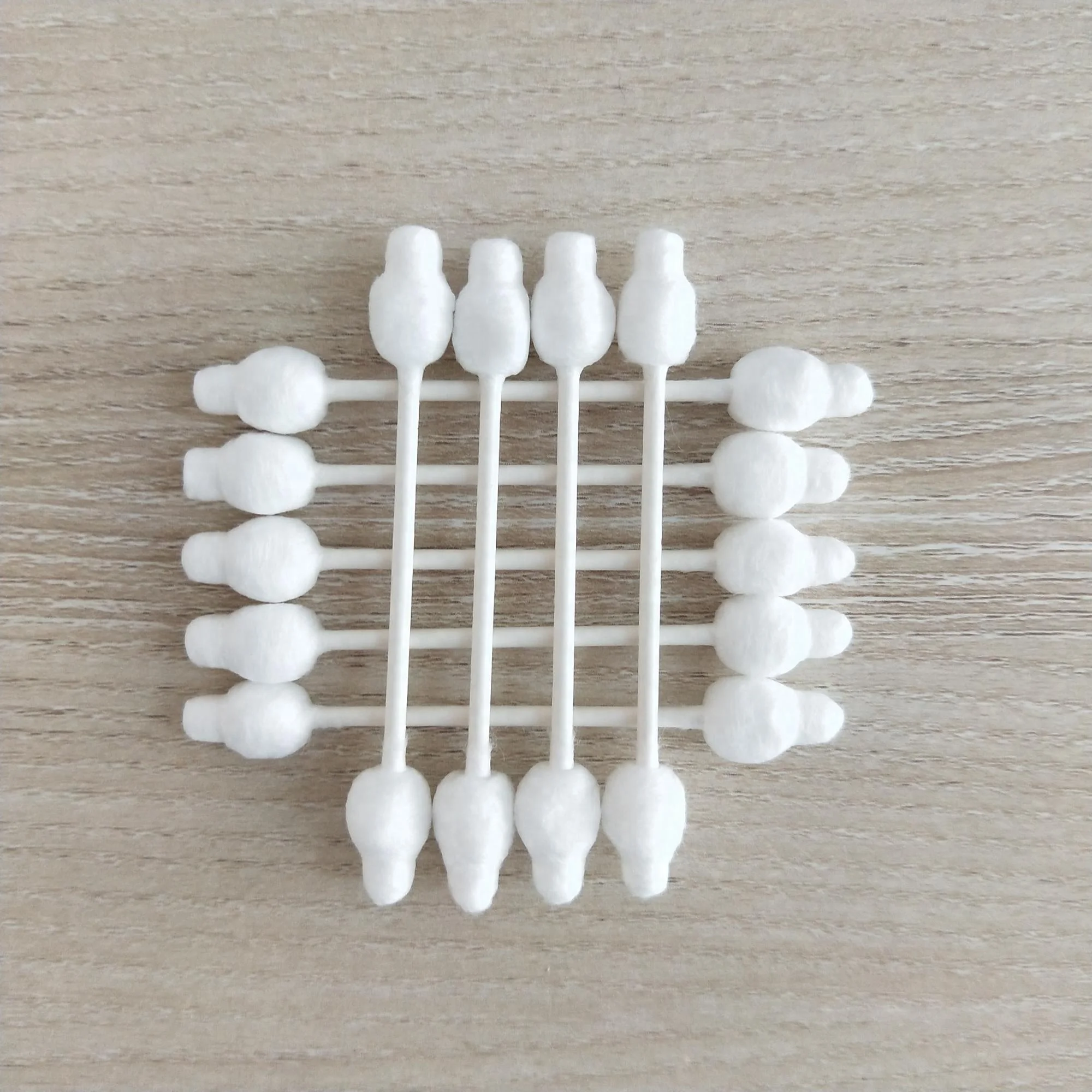 Оптовая продажа, экологически чистые хлопковые вкладыши с большой головкой для ухода за ребенком с биоразлагаемой бумажной палочкой