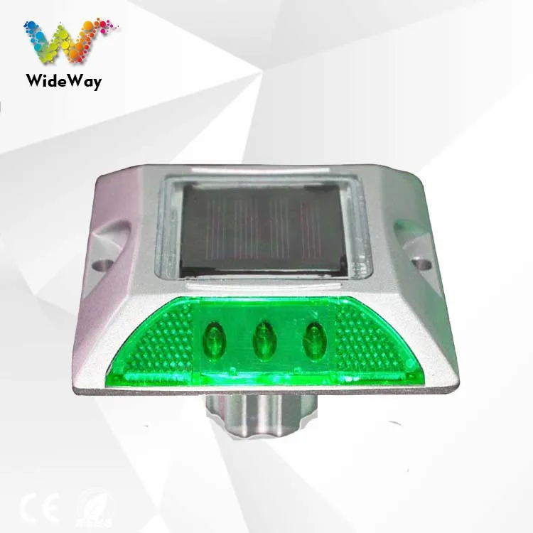 Cat Eye Red LED Solar Road Studs with Foot for Sale