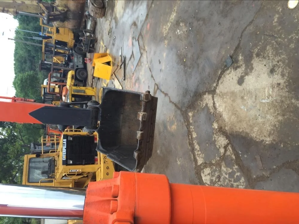 hitachi ex200 ex300 crawler backhoe excavator sale in shanghai