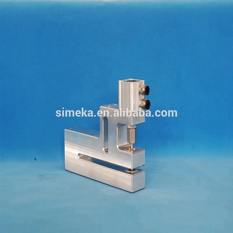 Single 10mm Pneumatic Circle Hole Punch with 150mm passing slot