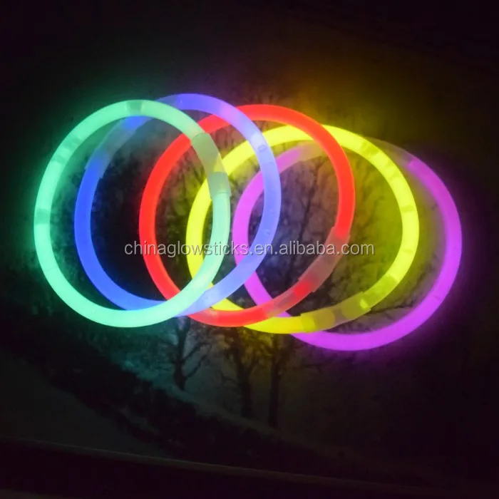 hot sale fluorescent glow sticks light liquids 8 inch glow stick bracelets