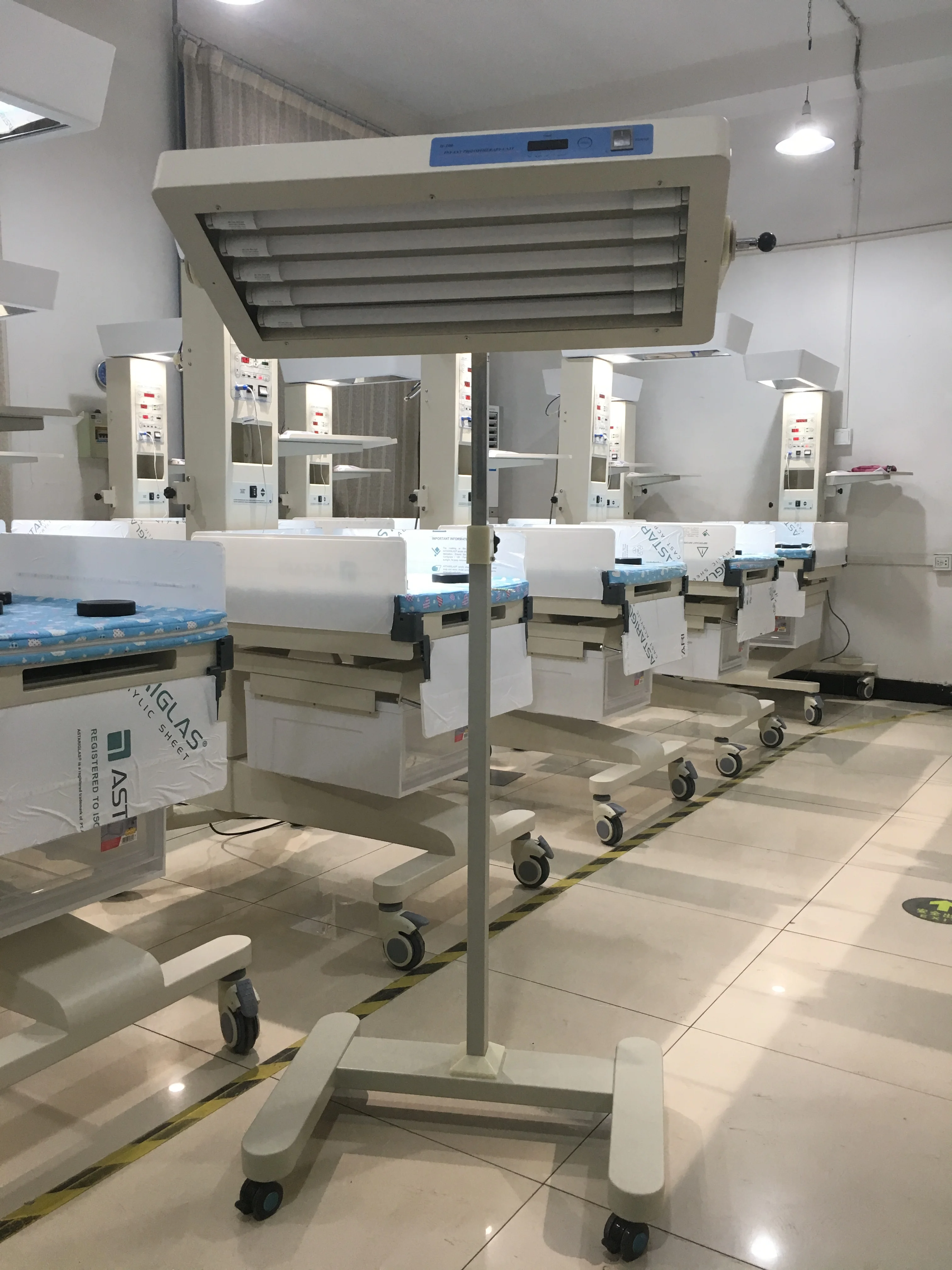 H-100 Детские оборудование для новорожденных младенческой фототерапии