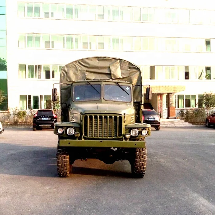 Продажа грузовиков для пустыни Dongfeng 6x6