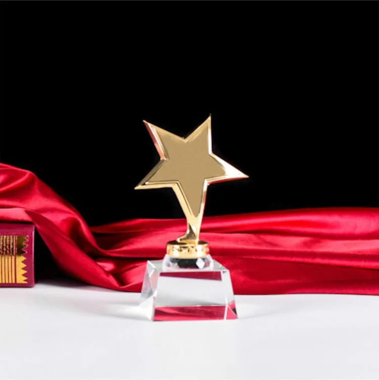 Professional  manufacture  unique design  crystal trophy