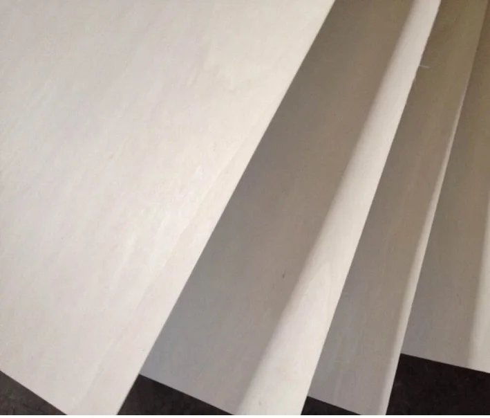 best quality First-Class Grade furniture grade plywood and white  Poplar Main Material ply