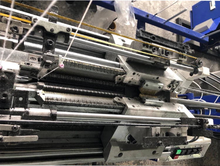 Computerized Glove Knitting Machine SJT2000