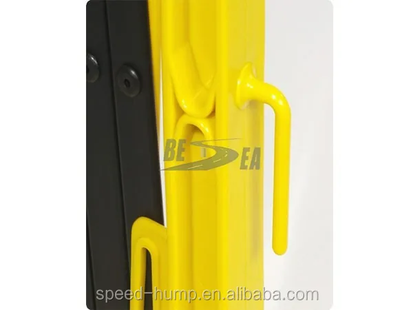 China Factory Yellow Portable Plastic Folding Safety Retractable Fencing