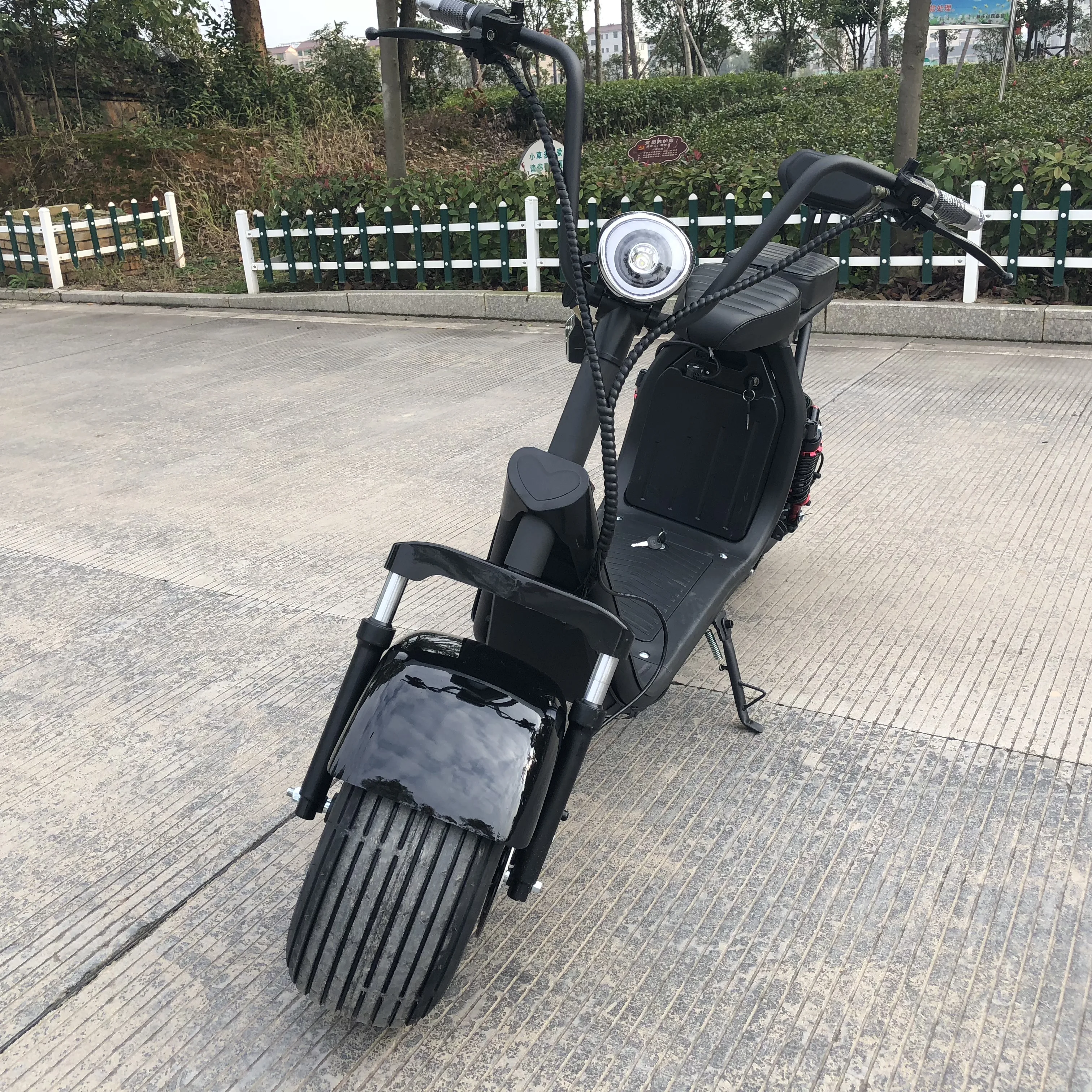 hot sale cheap small electric scooter moped 1000w electric motorcycle with pedals assistant
