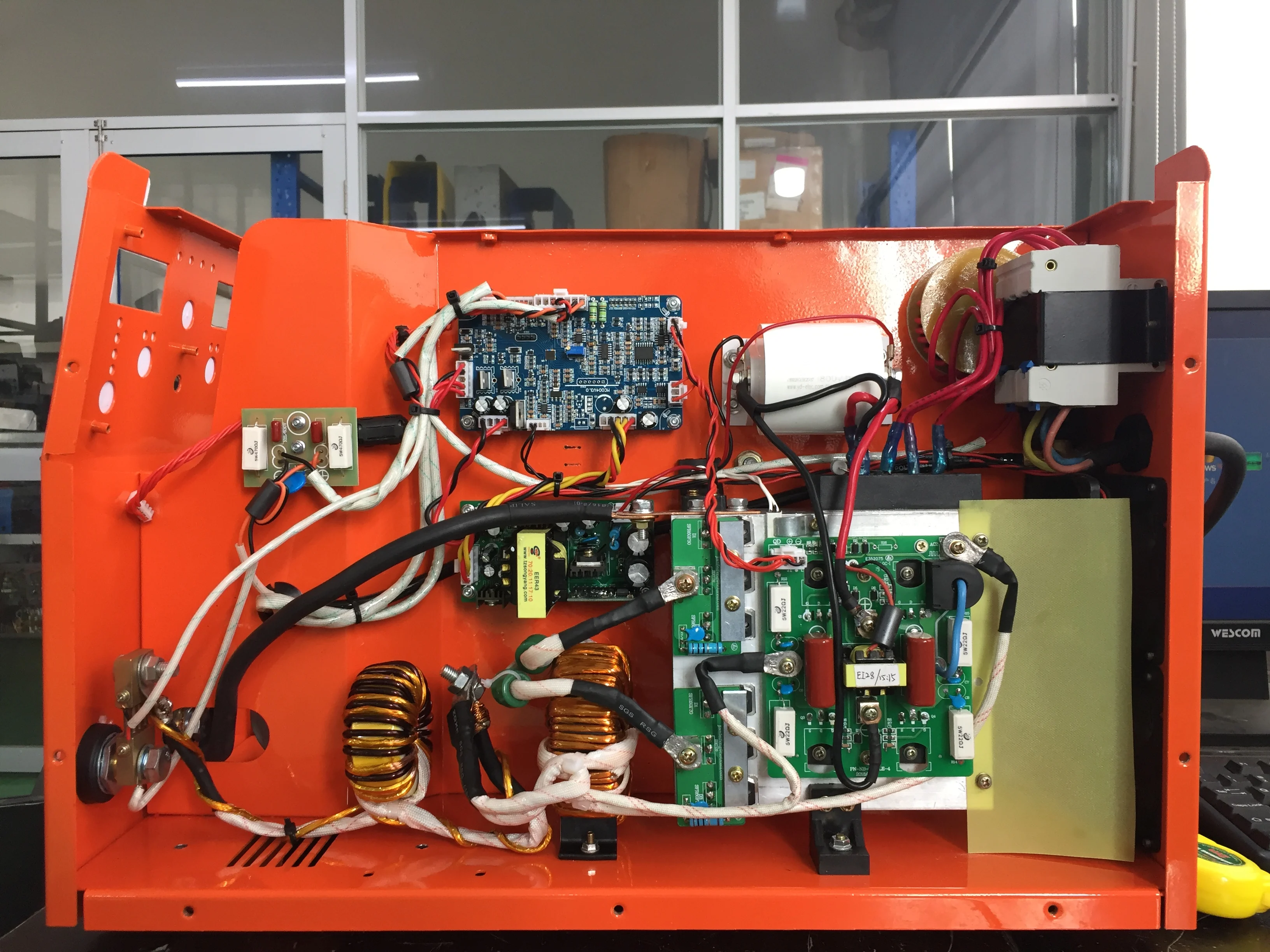 Micro process full digital controlled synergy MIG welding machine Co2 gas shield