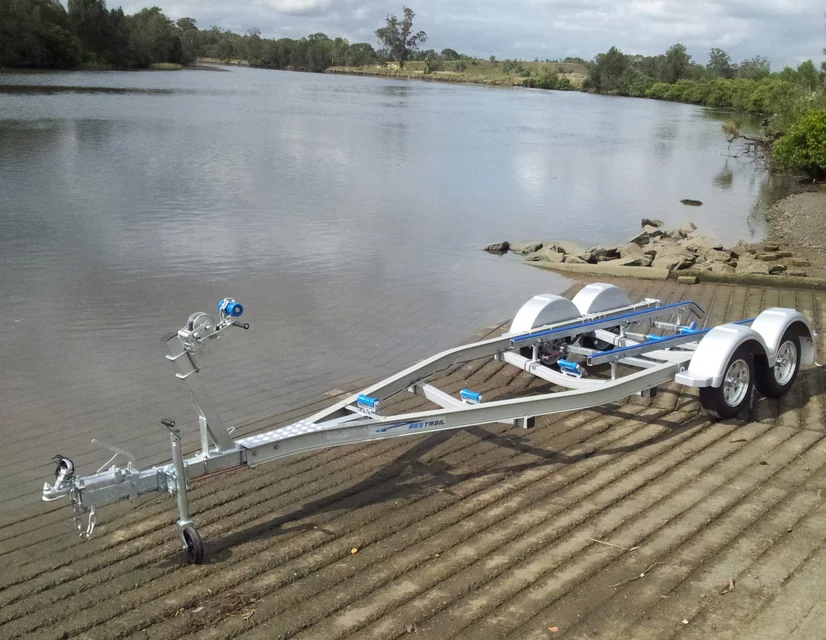 2018 алюминий 4,2 м-5,6 м одноосный и тандемный прицеп для лодочного прицепа