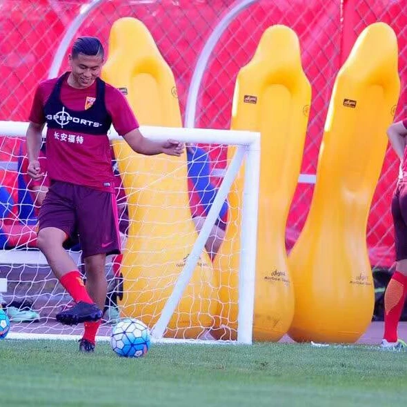 Hot sales products inflatable soccer mannequin goalkeeper training dummy