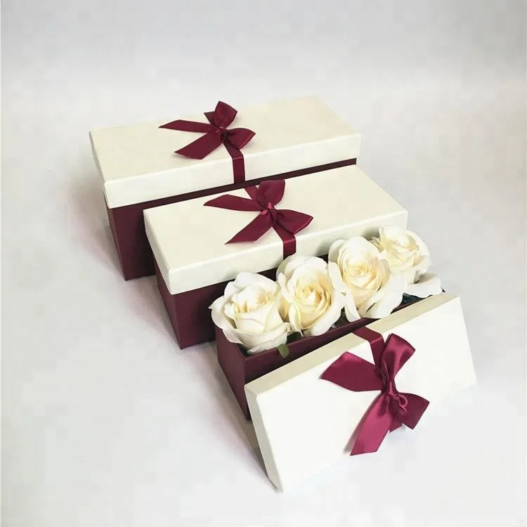 Factory wholesale high quality flower packaging box for love gifts