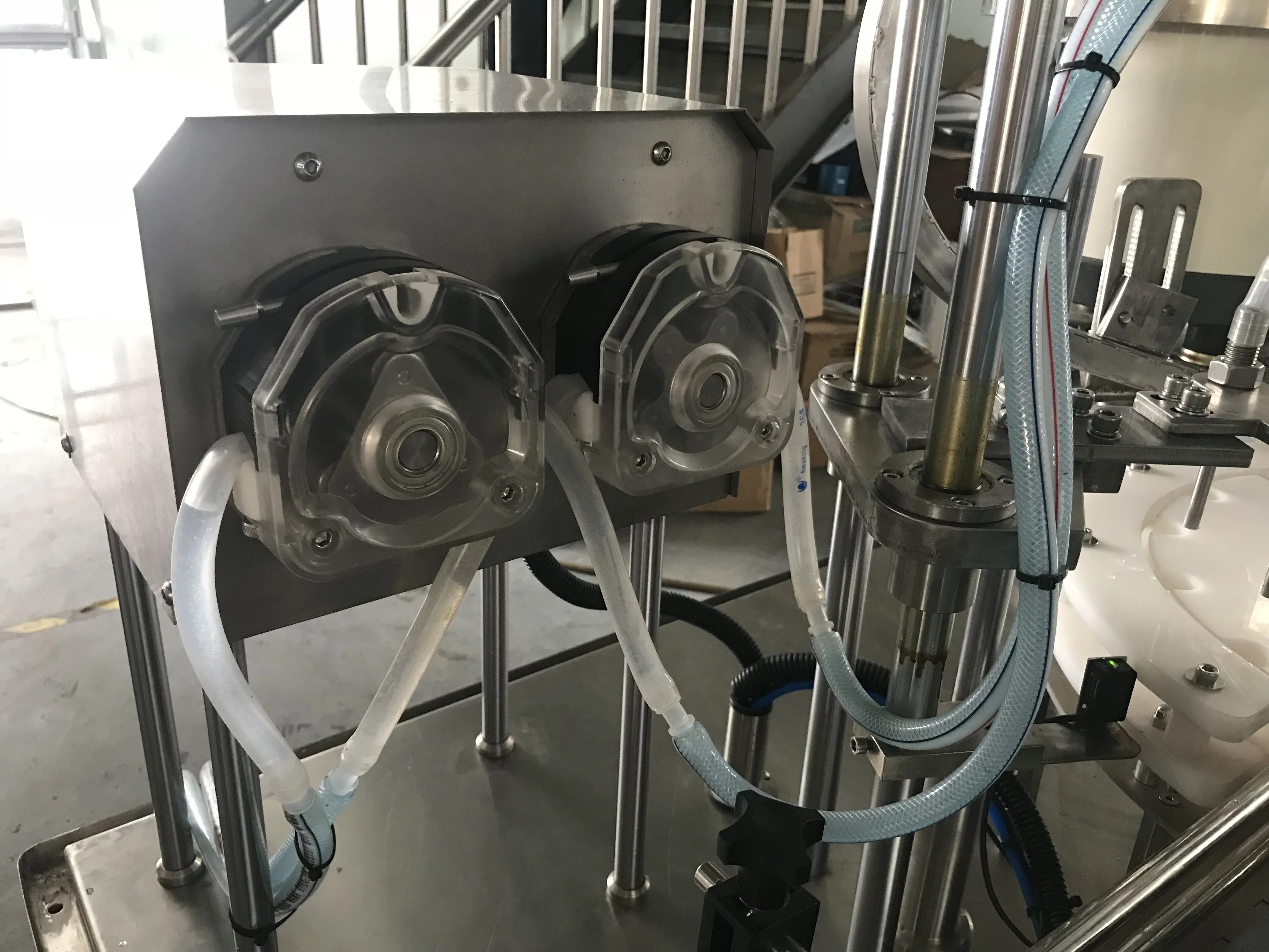 
Automatic 10ml/30ml e-liquid Eye Dropper Filling Capping Machine 