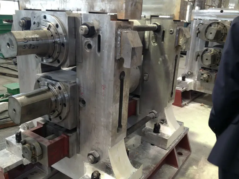 Лидер продаж бренд SEMC прокатная мельница горячего и охлаждения для производства квадратных стержней