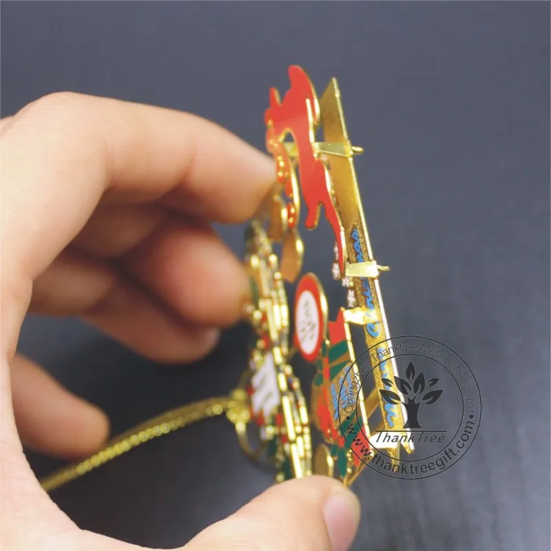 2017 new hot handmade custom logo etched 3d brass Christmas ornament with PVC box