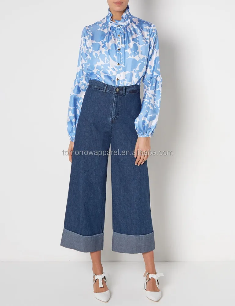 Blue & White Floral Printed Silk Satin Blouse Manufacture Wholesale Fashion Women Apparel (TA4044B)