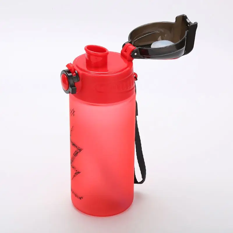 Cool sports cup Professional sports bottle, green plastic anti-bang