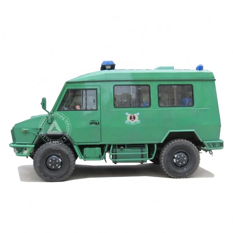 4x4 small 4 wheel drive well equipped ambulance army car