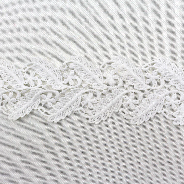 Big discount selling milk yarn silk lace trim flower guipure bridal lace for wedding dress evening dress garment decoration