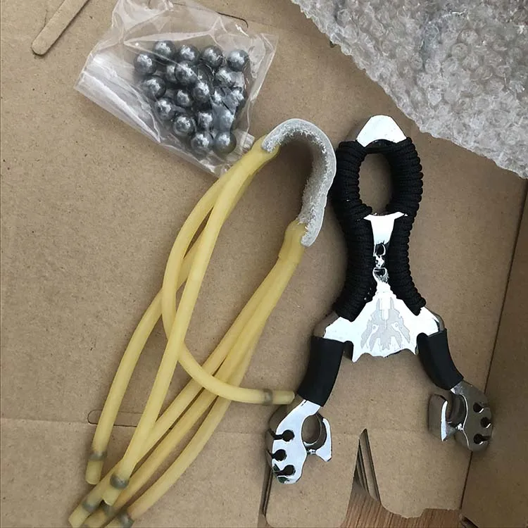 2018 Stainless steel Slingshot For Hunting Catapult Flat rubber Band Outdoor Shooting Powerful Handheld Bow New