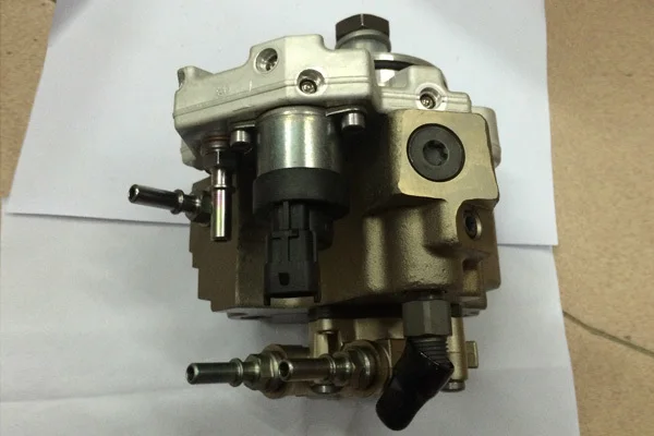 Bosch топливный насос высокого давления 4988595/0445020045