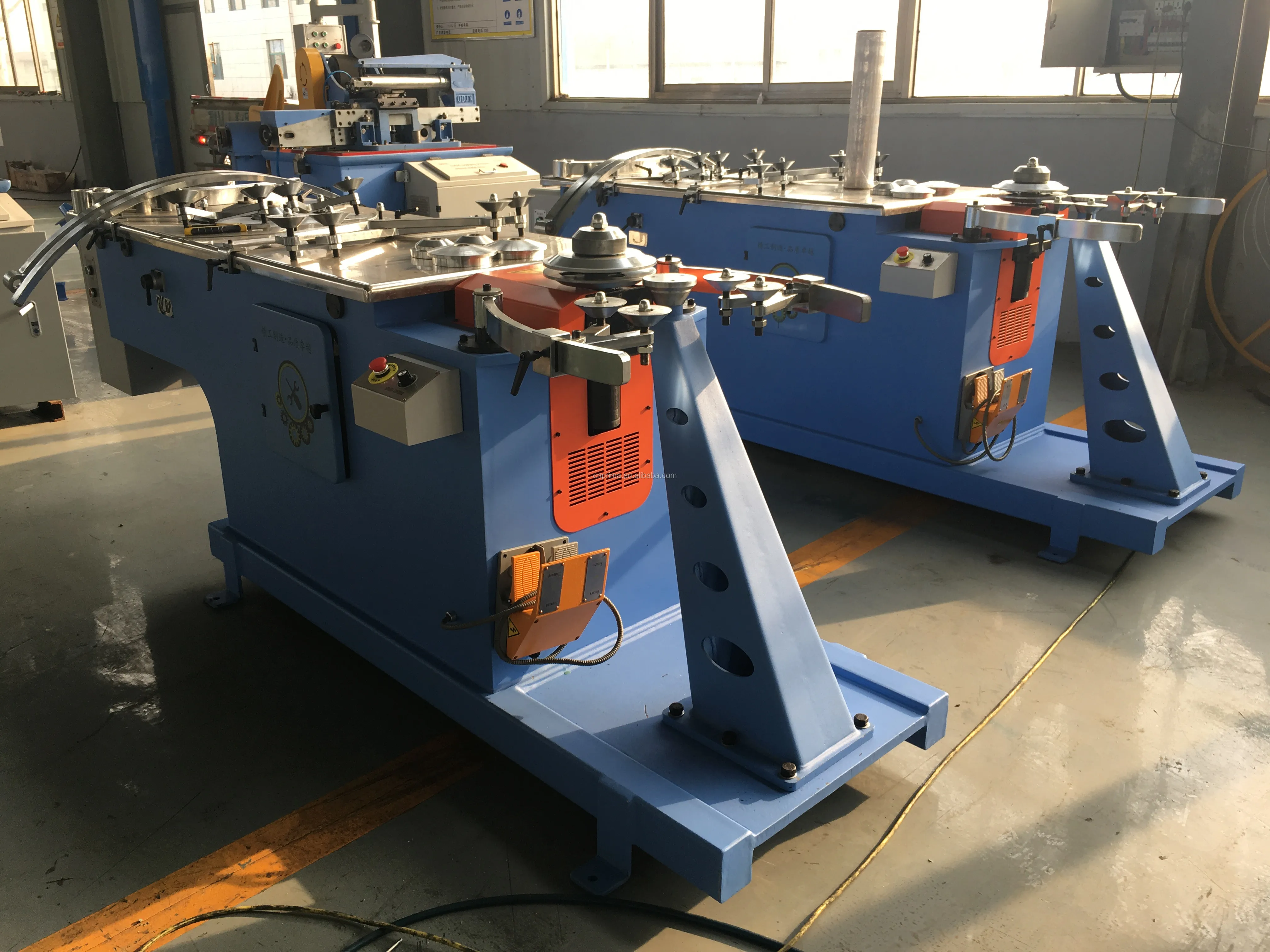 hydraulic elbow maker