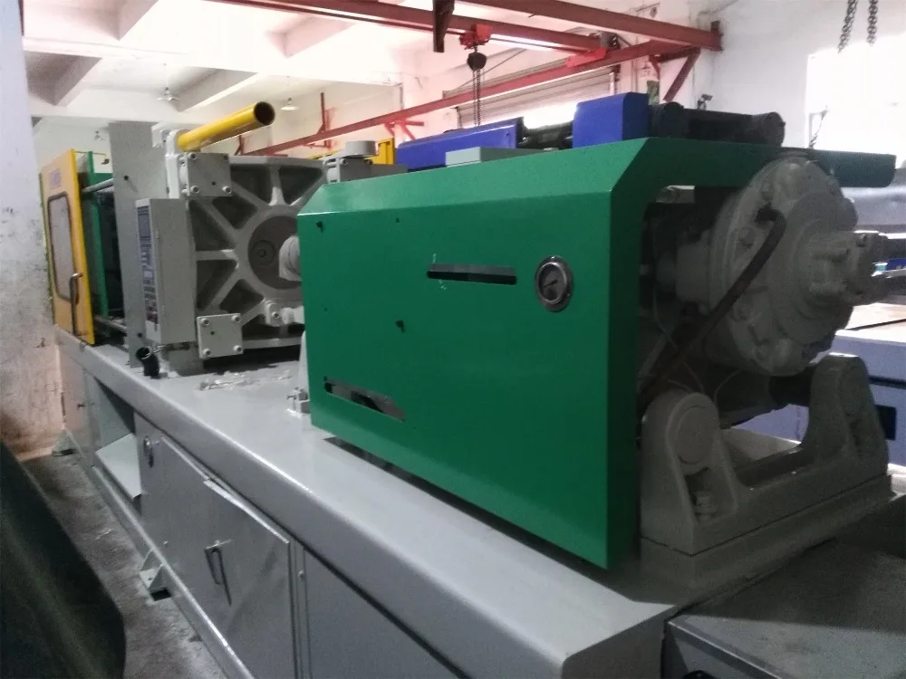 
Taiwan Chen Hsong SM 250 Ton plastic injection machinery 