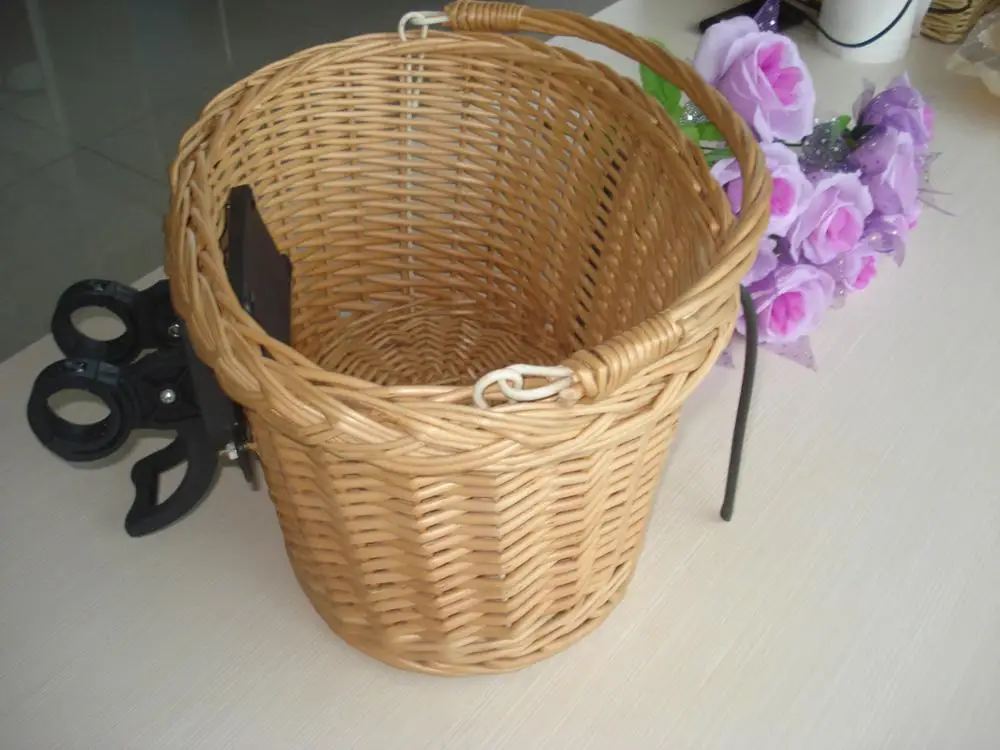 willow pannier basket with adjustable straps