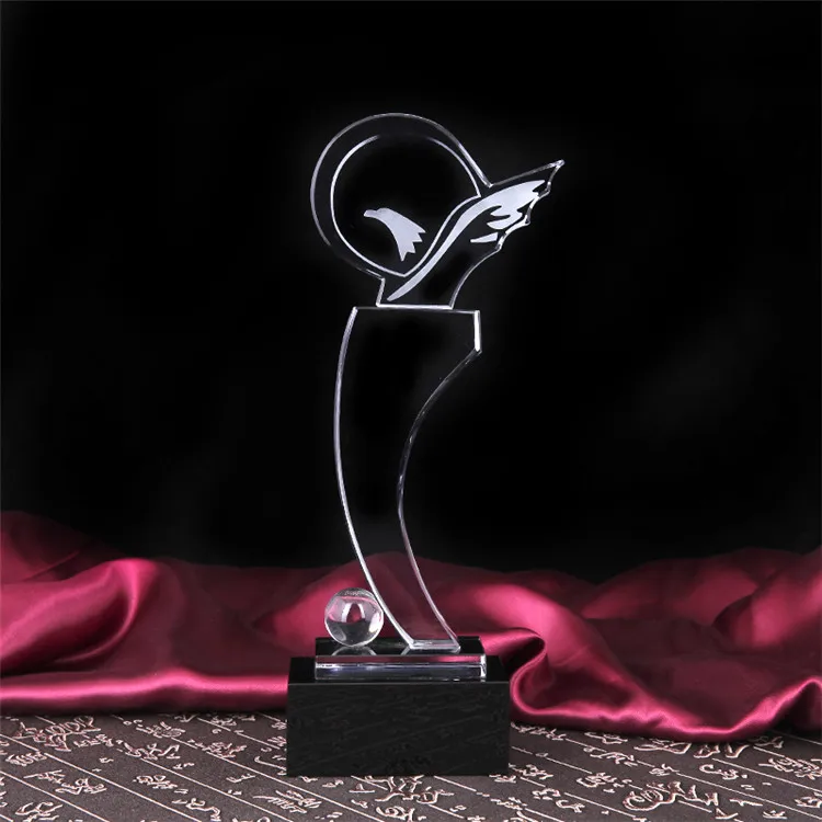 New arrival Personalized Achievement Crystal Trophy In Folk Crafts Made In China,Eagle Shape Acrylic awards medals yiwu