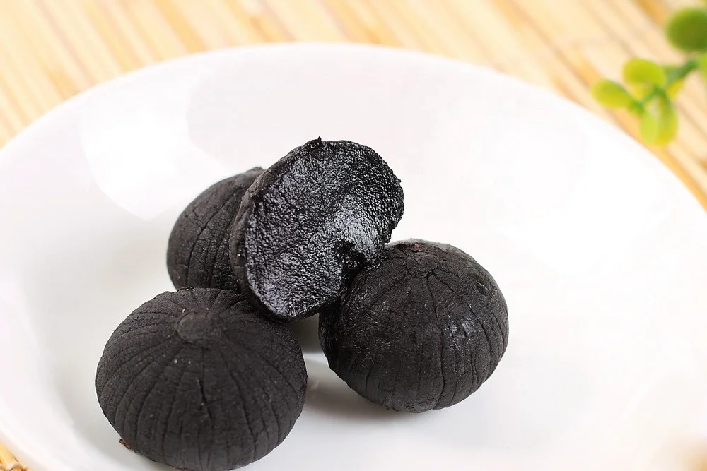 Single Clove Black Garlic Made of Natural Garlic