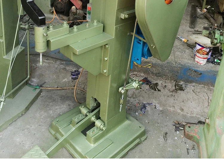 JULY four buckle riveting machine diameter 3-5mm