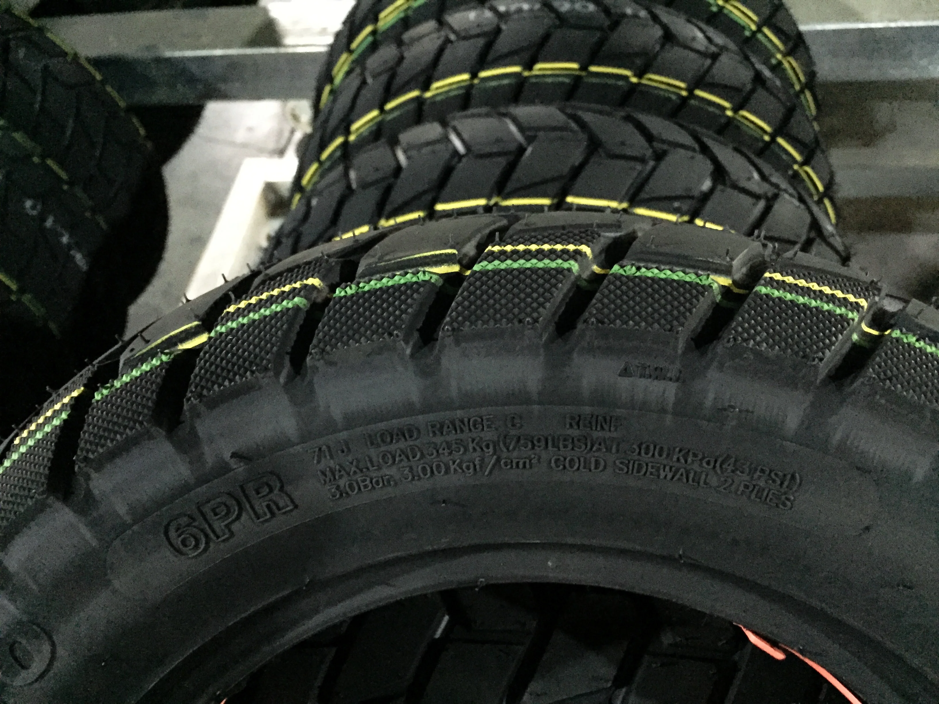 
tubeless 120/90-10 6PR 8PR Chinese manufacturer scooter tire 