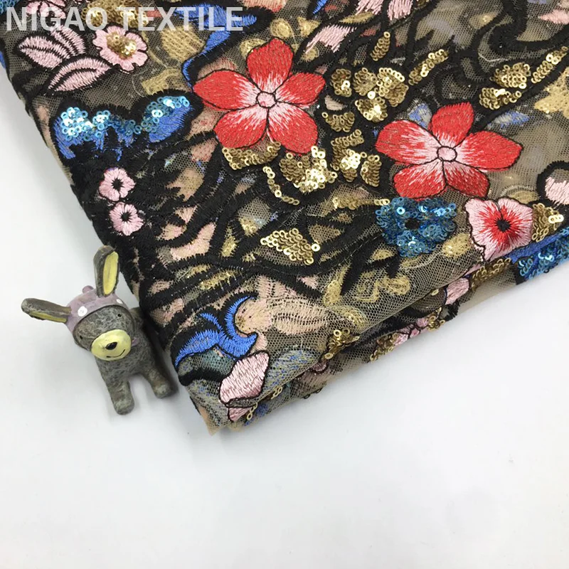 
100% Polyester Sequins Mesh 3d Flowers Embroidered Fabrics for Wedding Dress 