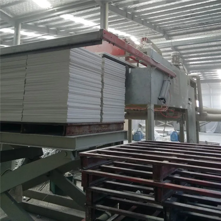 Automation gypsum Board Cutting Machine / Prices Gypsum Board Per Square Meter