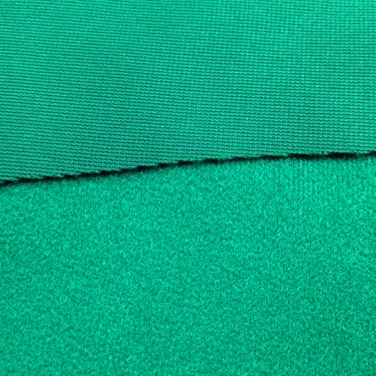 
 Трикотажная ткань из 100 полиэстера с эффектом потертости  