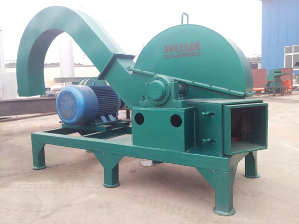 Industrial diesel wood chipper machine horizontal tree stump  grinder waste wood chipper