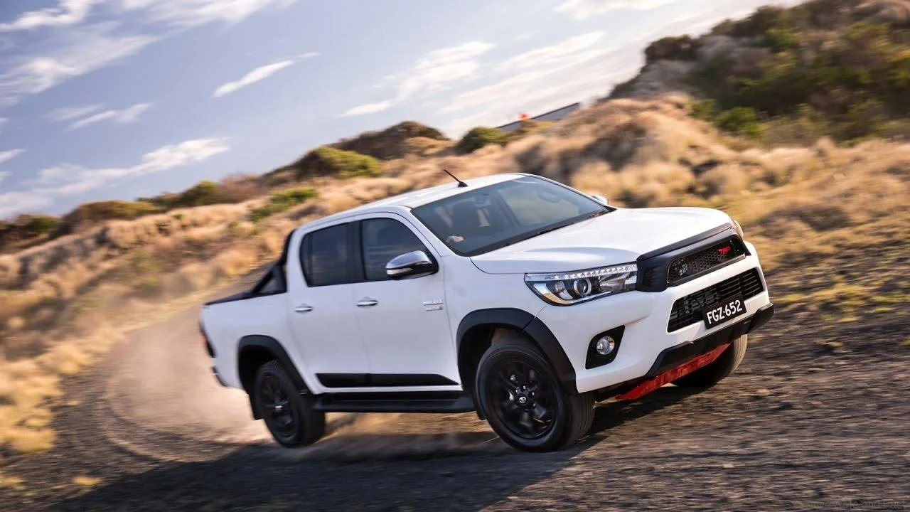 
Universal FITT ABS plastic roof light front spoiler for hilux revo rocco Thailand style chinese manufacturer 
