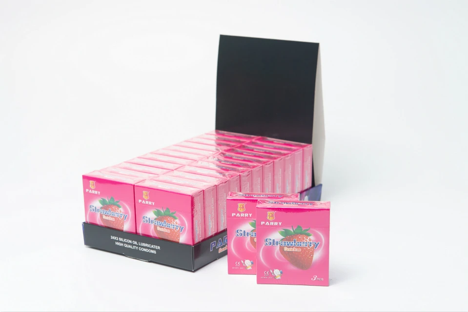 1* Carton PARRY 3pcs PACK condoms Plain Strawberry Flavor Condom