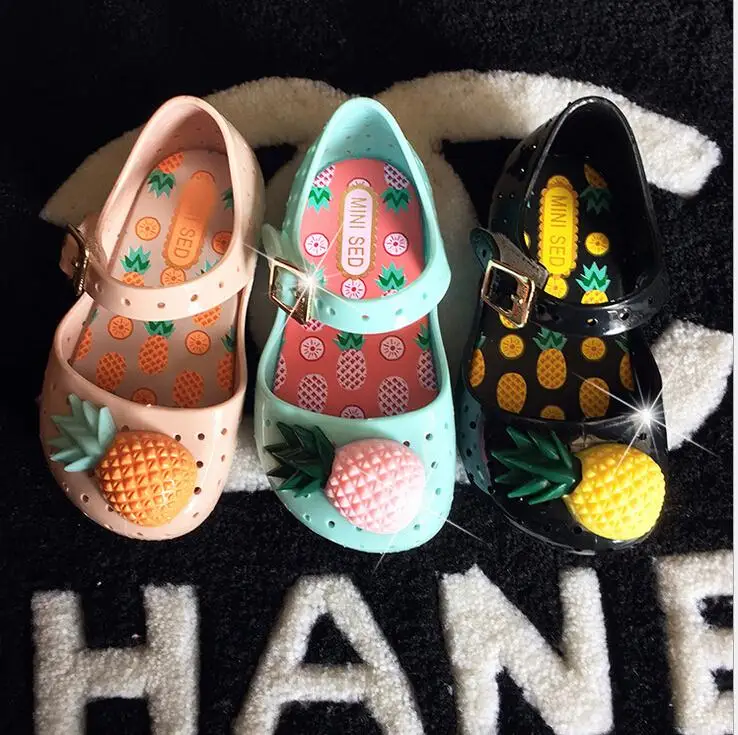2016 new jelly shoes children mini Melissa kids baby sandals hollow jelly shoes pineapple Baby Shoes