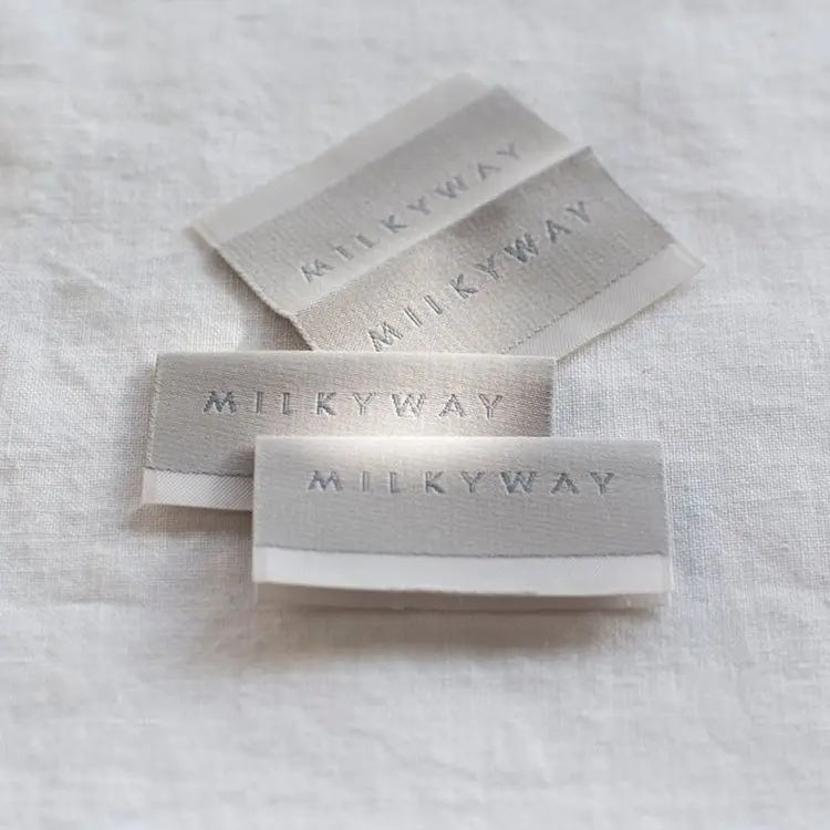 Custom Embroidered Woven Folded Garments T Shirt Cotton Etikett High Density Clothes Labels