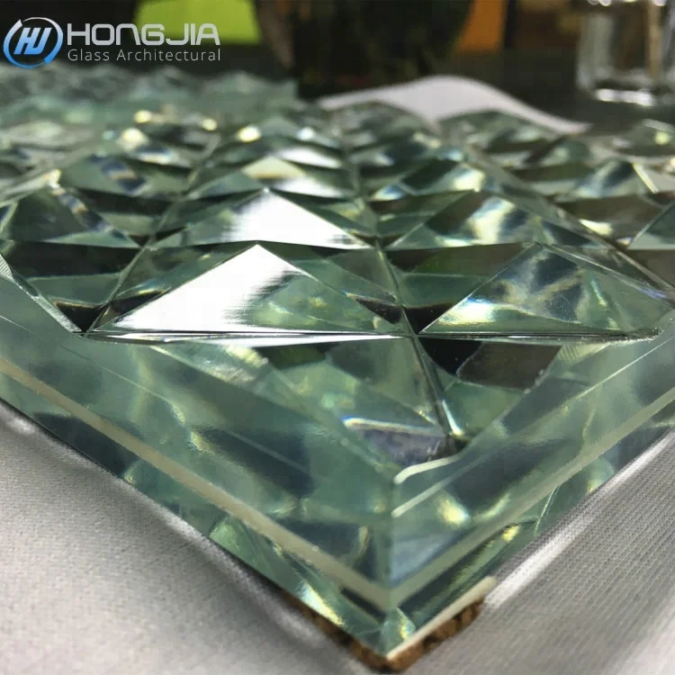 Художественное стекло High-end изготовления на заказ из декоративного