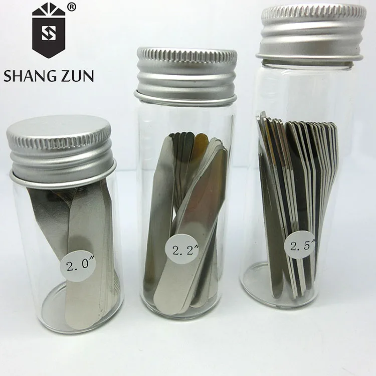 Low price Travel fashion 2 Sizes in Black Leather Case Stainless Steel Collar Stay Set 2 PCS