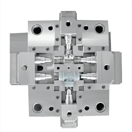 Пользовательский пластиковый фитинг для труб с латунными деталями, фитинговая форма