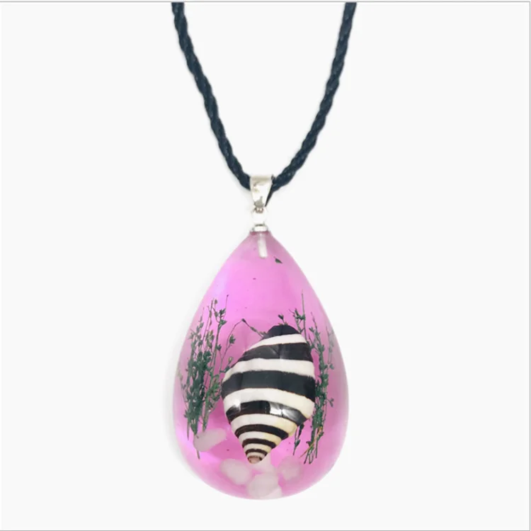 Summer Real Sea Snail in Resin Sea Shell Necklace Jewelry Marine Conch Water Drop Pendants Necklace for Tourist Souvenir