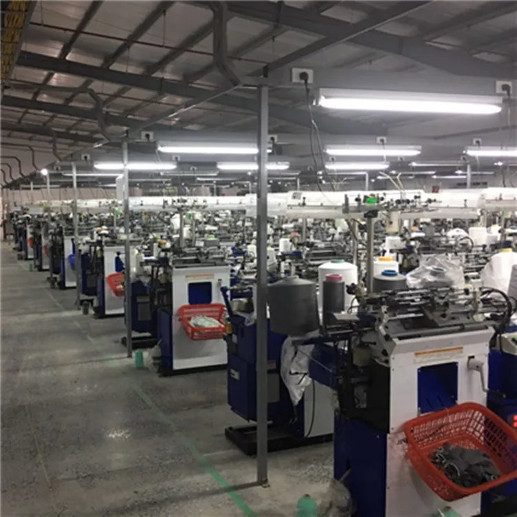 Компьютеризированная вязальная машина для перчаток