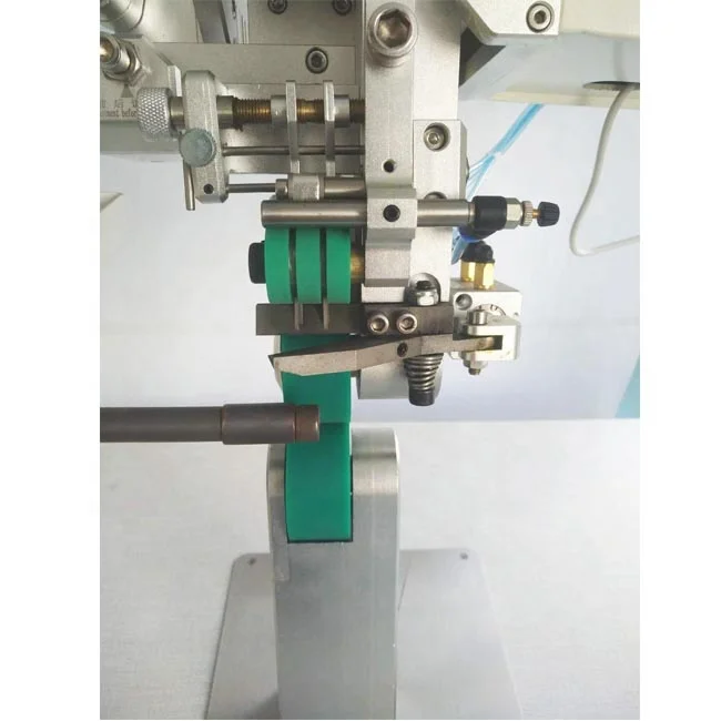 Высокоточная машина для запечатывания клейкой ленты горячего воздуха с сенсорным экраном