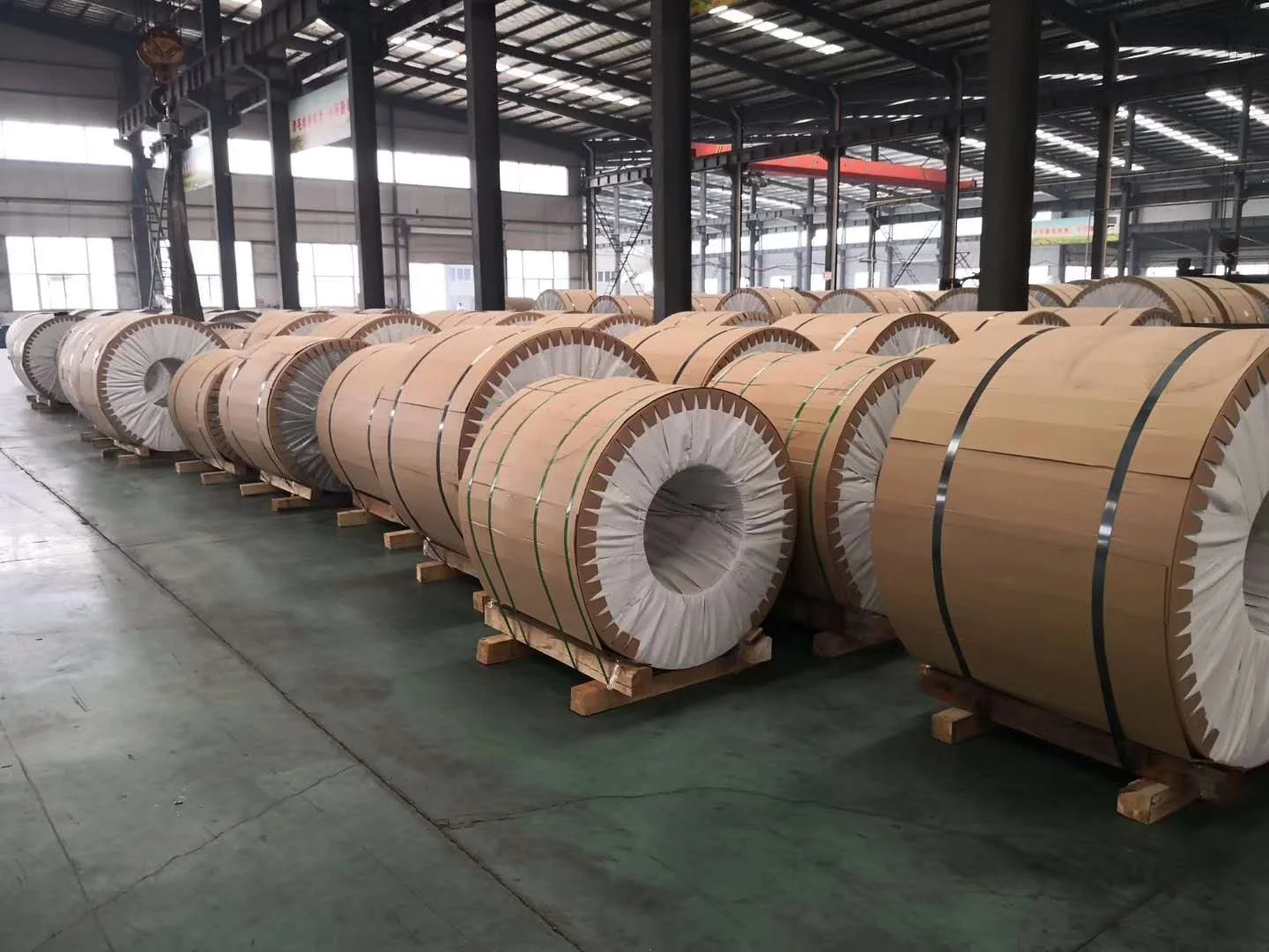 Hot Rolled Bright Smooth Surface 1060.1050.1100 Aluminium Coil