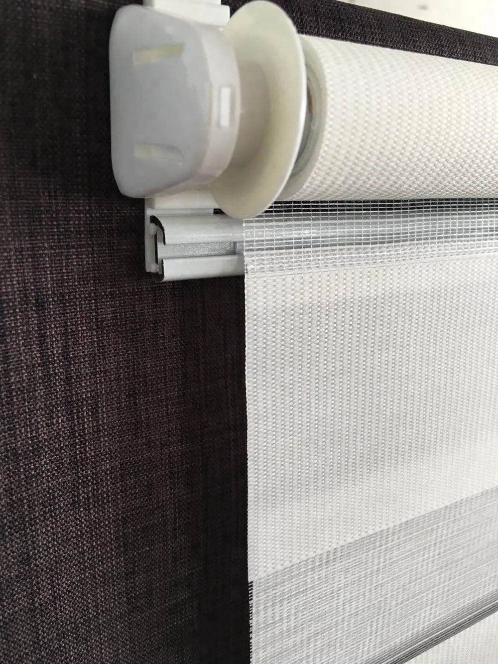 Haoyan sheer fabric finished zebra window blinds