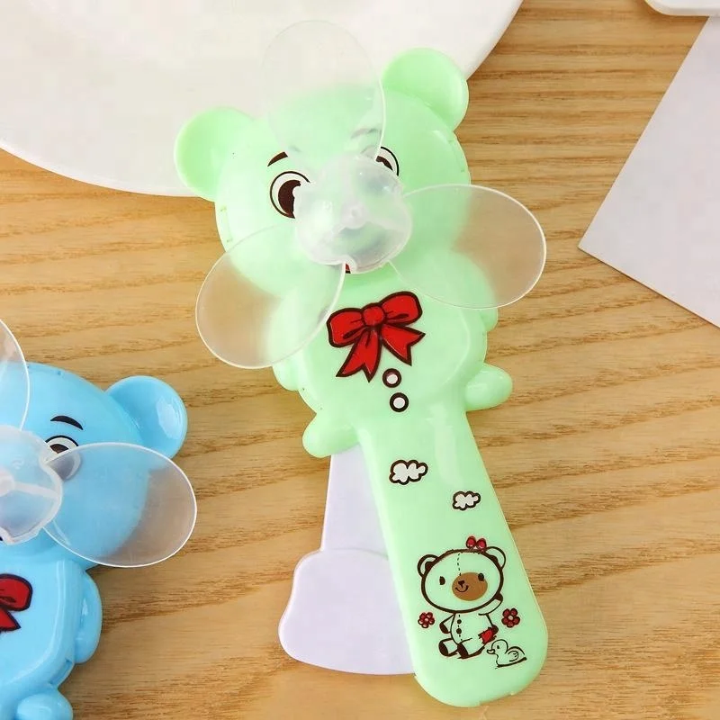 Ручной портативный вентилятор с мультяшным медведем для детских игрушек